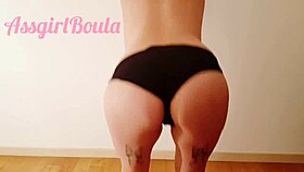 Chevauche ma bite gicl� sur le gros cul