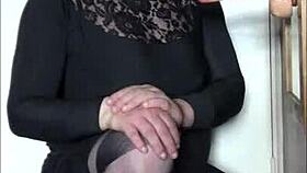 Præcis hvad jeg craver som biseksuel crossdresser jomfru med legetøj