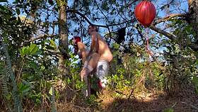 Wow, that palhaço took it in the ass on halloween!