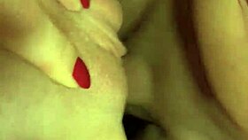 Wir beide auf dem esstisch in verschiedenen stellungen, ich leck ihre geile muschi, sperma läuft aus ihrer geilen fotze