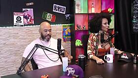 ela foi puta de site por muito tempo e quando chegou a pandemia veio o abalo - melissa leal sheer red