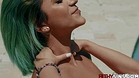 stepsisters xxlayna marie and roxie sinner enjoying each others holes in sixty nine