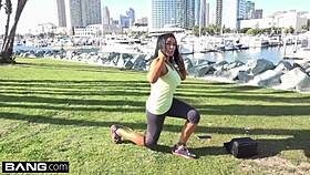 Milf Simone Garza's Workout Session