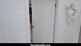 i sucked that big cock and got creampied by the photographer, elena koshka