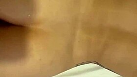 mi novia tiene el mejor culo de todos la despierto follandola sin condon con su culito apretado