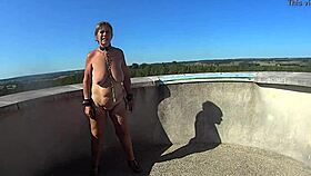 Suzisoumise masturbating before declaring what she likes