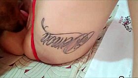 Hermosa Chica Blanca Tiene Tatuado El Culo Y Pirsin En La Cuca