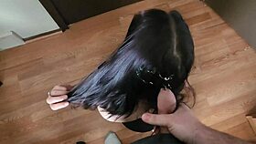 girlfriend gives handjob with cumshot on hair