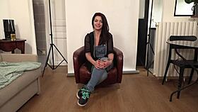 Interview with a brunette actress before the french scene