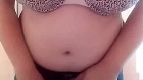 i got huge tits cam girl latina on cam