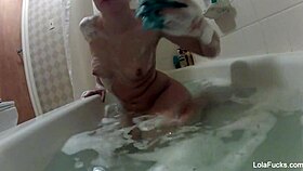 I got to see Lola Foxx's ass and pussy in this behind the scenes pornstar footage