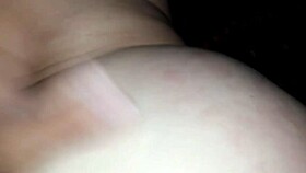 vecina madura se mueve rico cuando la tengo de perrito