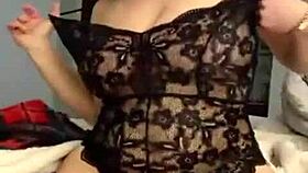 Hey, wanna see this pawg couple getting naughty on hidden Periscope cam?