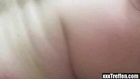 Nemška BBW amaterska kurba se doma jebe z mlajšim 18+ fantom