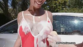 Three Sluts Perform Blowjobs And Sex In Car Wash Foursome