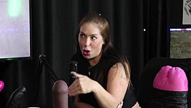 check out this brazilian teen giving hot ass and blowjob to excite the presenter