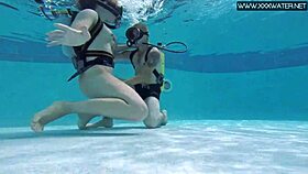 minnie manga takes dick underwater suggestively