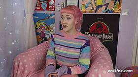 Sexy Evie dives into double penetration and masturbation fun