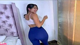 interrumpí a mi hijastra en sus ejercicios y terminé rompiéndole su gran culo