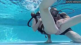 minnie manga takes dick underwater suggestively