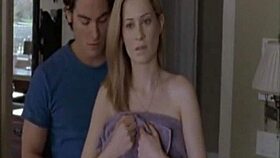 Japanese housewife gives intense handjob for creampie