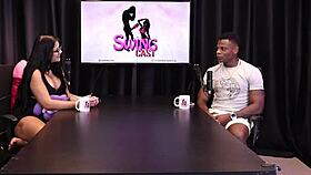 Will mastro pleases inês ventura's audience in sheer red