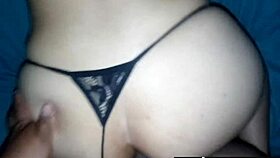 Mi macho quiere que me follen dos, ¿y yo?