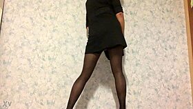 i'm watching this shemale dance in stockings and it's so hot