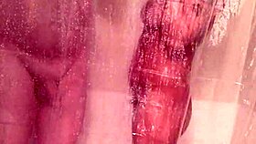 Mandeezy4u2 Showers While Bathing and Masturbating Her Tits