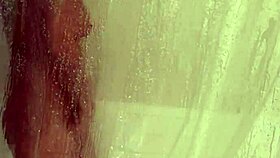 Mandeezy4u2 Showers While Bathing and Masturbating Her Tits