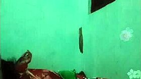 i fucked my khmer girlfriend on the bed, she has huge tits and took a cumshot