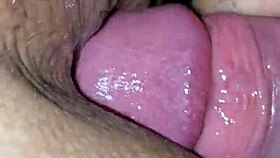 عمل شرج منزلي يدق بقوة من الباب الخلفي