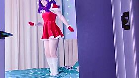 elf misato cumming hard on christmas from dp masturbation