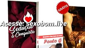 gostosa branquinha fucks two guys in hotel room