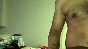 Nookiescookie performs double oral on two men.