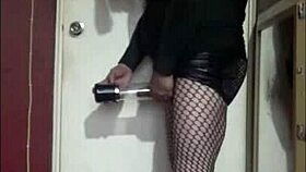 i'm a bisexual crossdresser pumping to get bigger