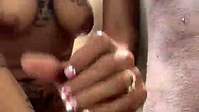 Strawberry Lulu & Druffbandit Blow Job Tub