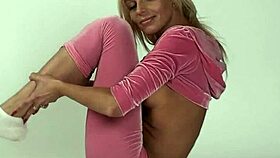 Zinka Korzinkina's Fluid Movements: Nude Gymnast Tease