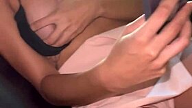 Grabo A Mi Amiga Mientras Hace Webcam En Su Coche