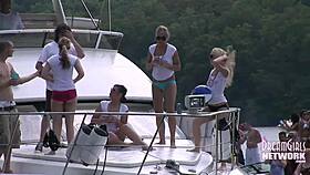 Party Naked On Houseboats Lake Of The Ozarks