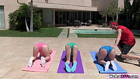 Teen Bffs Suck N Fuck Yoga Instructor
