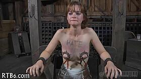 Exploring sadomasochism in a thrilling fetish session