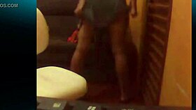 Pandora showcases her legs on webcam