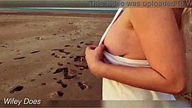 Amateur Exhibitionists Flash Ass And Pussy Outdoors At Sunset