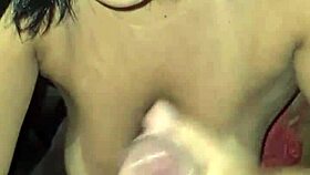 Tirando Leitinho Antes De Dormir