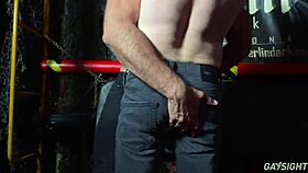 Le Vampire de Berlin: Nicholas Bardem deepthroats big cock in gay anal 😈