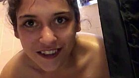 shaving that hairy bush 😏