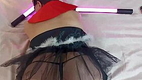 La Reina De Corazones Se Deja Follar Por El Sombrero Loco!