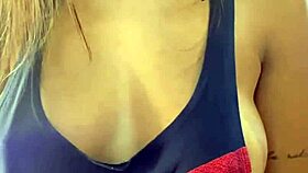 I love being active in bed, crazy to suck neighbor's pussy! 😈