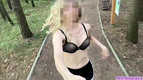 Hot blonde flashing her bouncing boobs in the park!